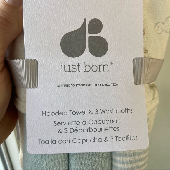 Baby cactus hooded towel & wash cloths combo - NWT!! - Picture 4 of 4